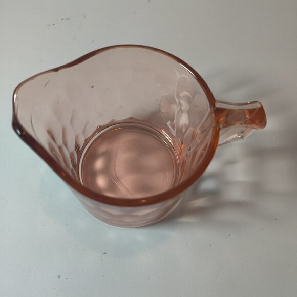 Depression glass pink creamer and sugar. Ice cube design in excellent condition. - Picture 2 of 4